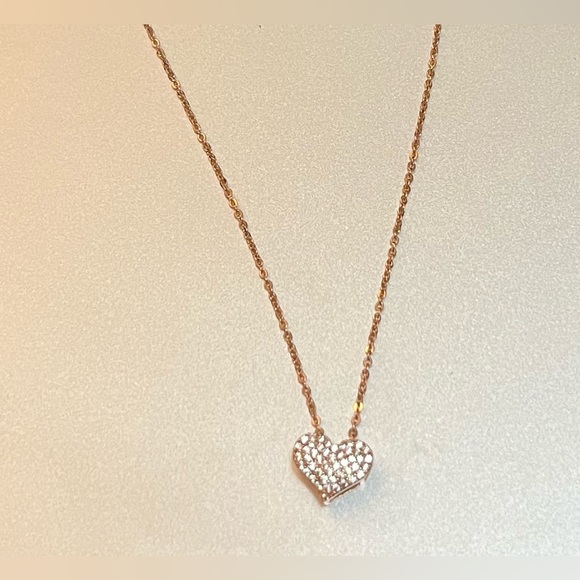 Elegant Heart Pendant Necklace with Sparkling Crystals – Perfect Gift - Picture 10 of 15